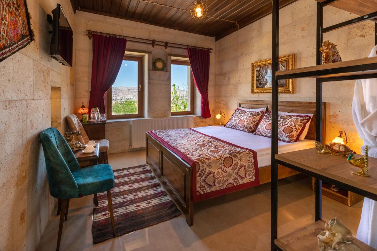 Lord Of Cappadocia גורמה
